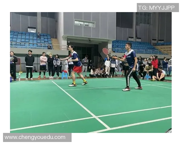 重庆羽毛球队与上海羽毛球队赛后分析个人能力对比与表现总结